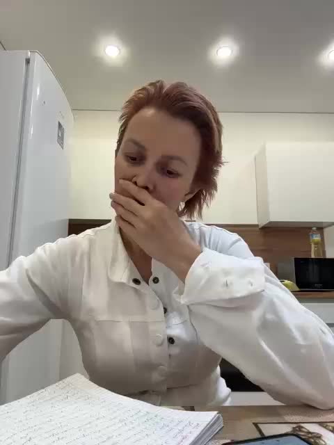 vik77777A Cam Model Chat October 30, 2025