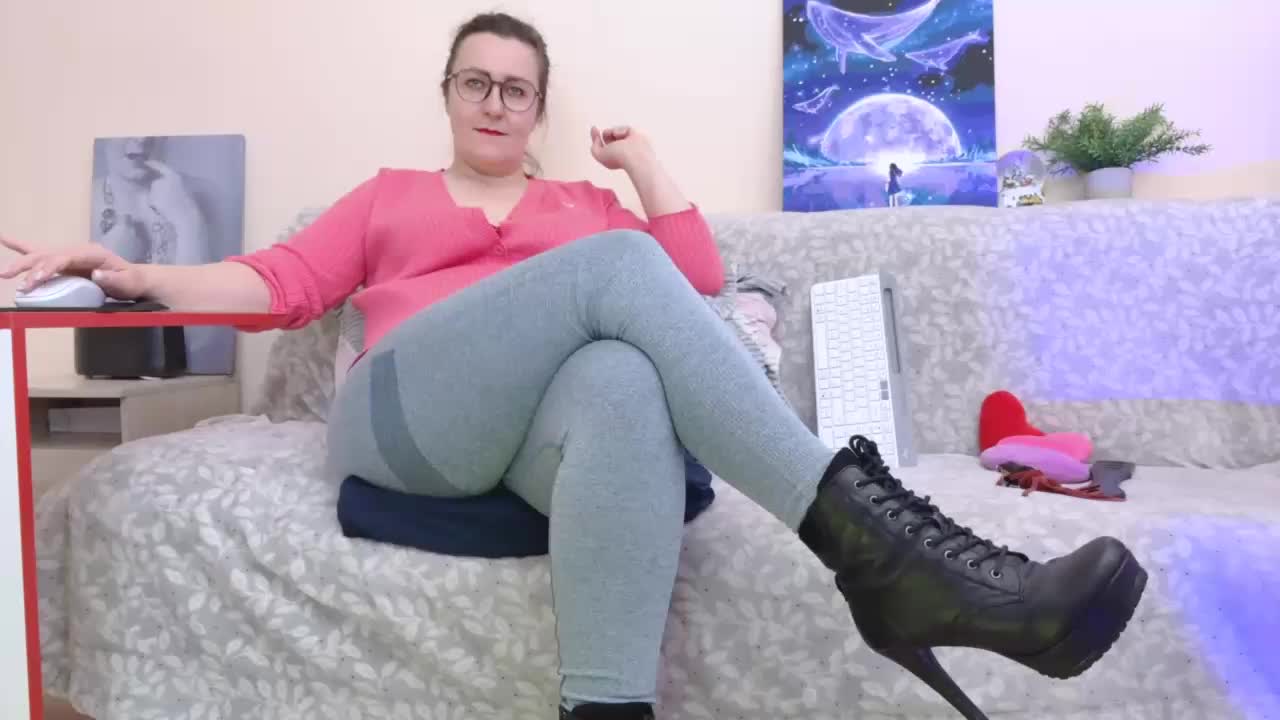 Pepper_corn Cam Model Chat October 30, 2025