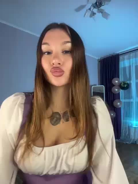 sofi-love Cam Model Chat October 30, 2025