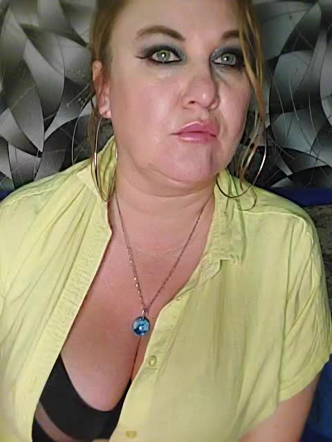 -Your_dream- Cam Model Chat October 30, 2025