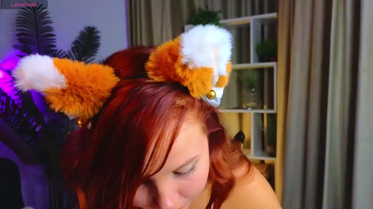 Lina-hill Cam Model Chat October 30, 2025