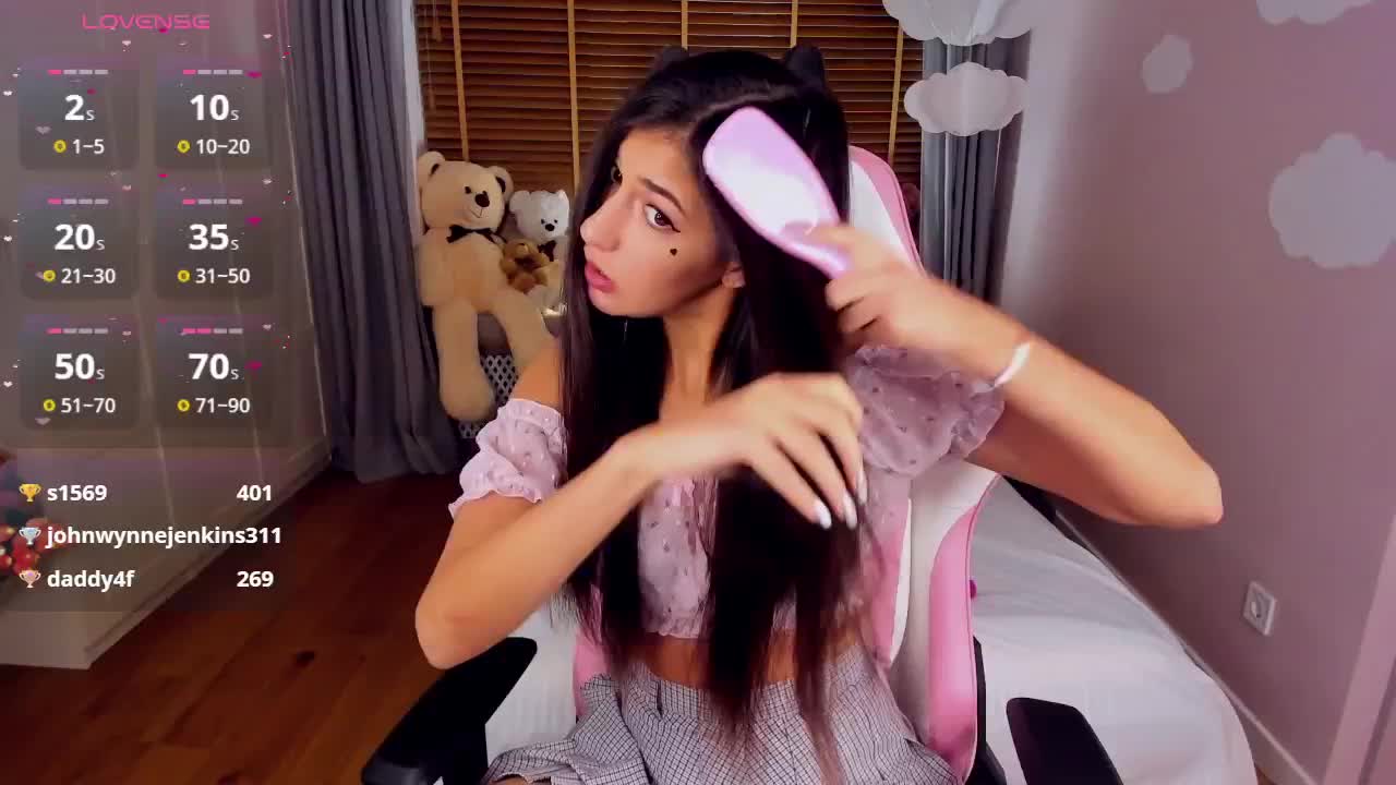 VinnaBelle Cam Model Chat October 30, 2025