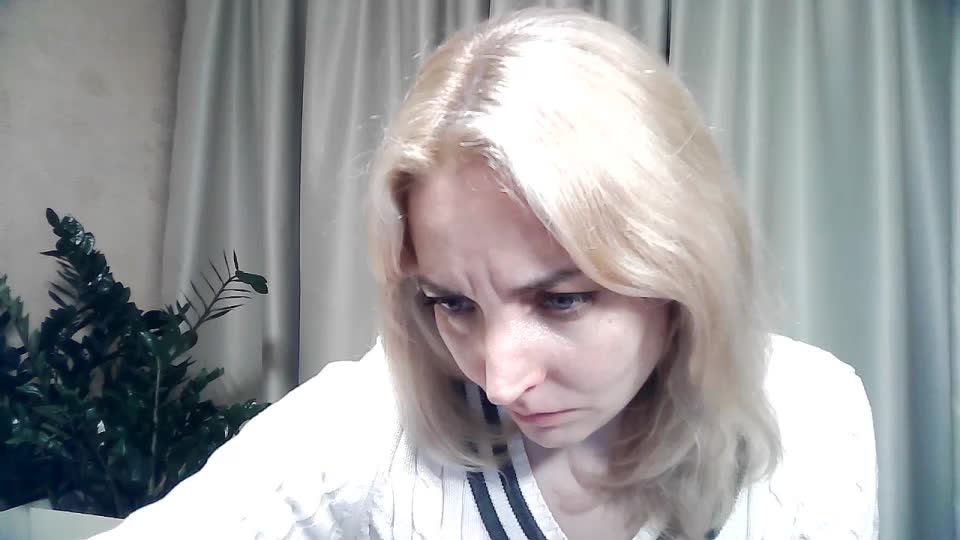 mariska-kiska Cam Model Chat October 30, 2025