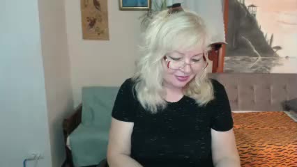 EvelynLoveShy Cam Model Chat October 30, 2025