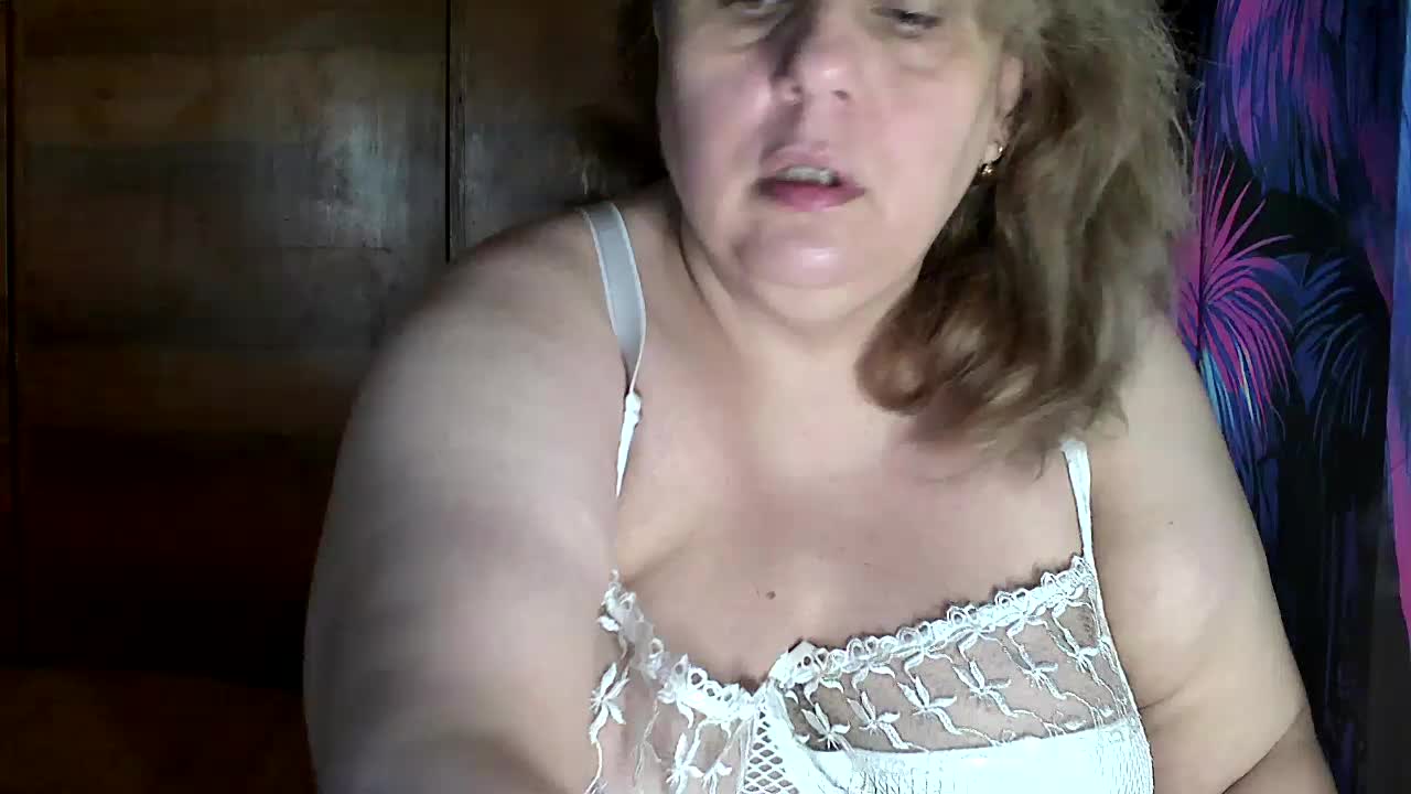 Julian-A Cam Model Chat October 30, 2025