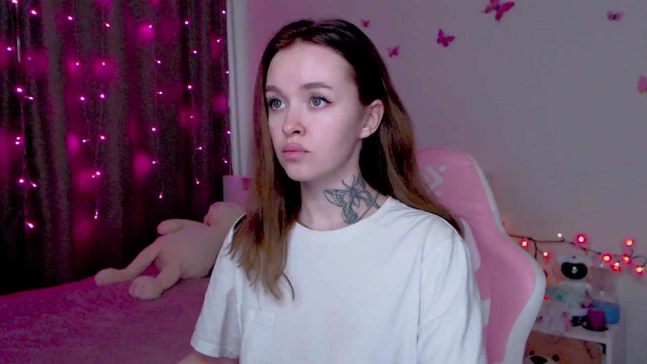 NaughtyMable Cam Model Chat October 30, 2025