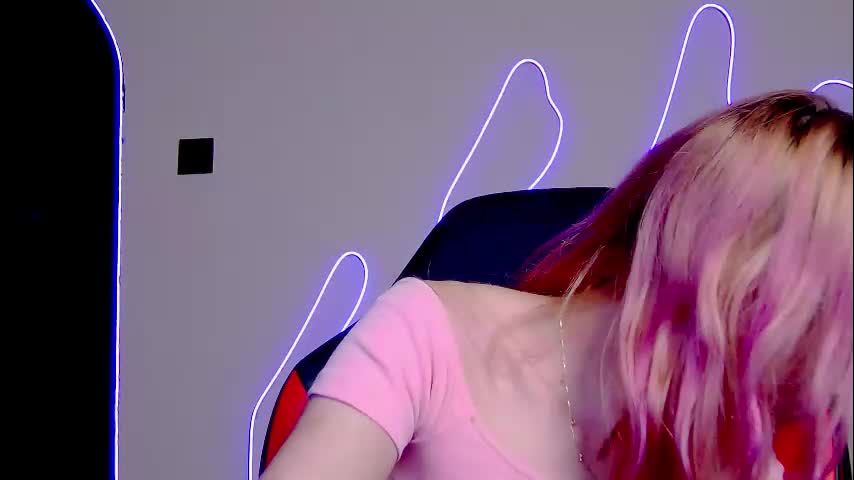 karoline121 Cam Model Chat October 30, 2025