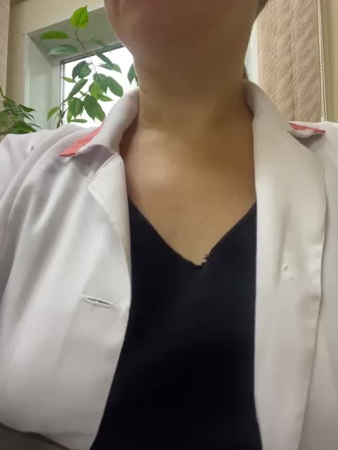 -Jolly- Cam Model Chat October 30, 2025