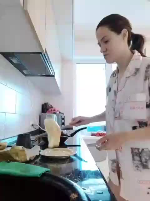 Bogina1 Cam Model Chat October 30, 2025