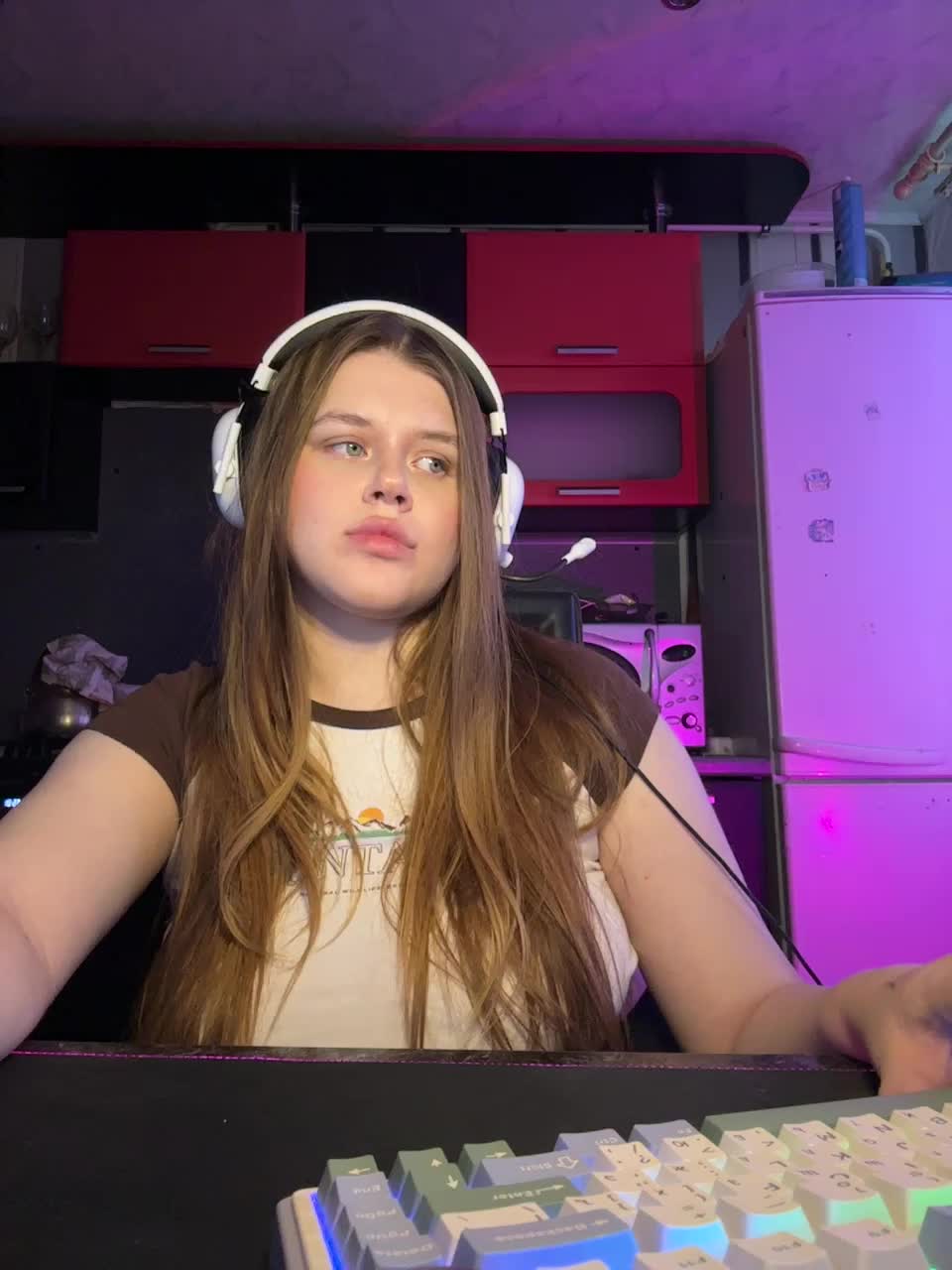 Miss_Nestle Cam Model Chat October 30, 2025