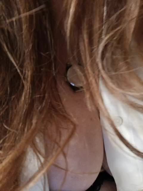 HelenBerg Cam Model Chat October 30, 2025