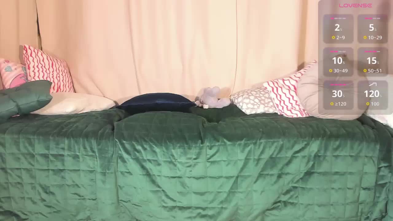 CuteLolly Cam Model Chat October 30, 2025