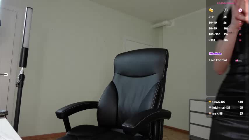 agelina_summer Cam Model Chat October 30, 2025