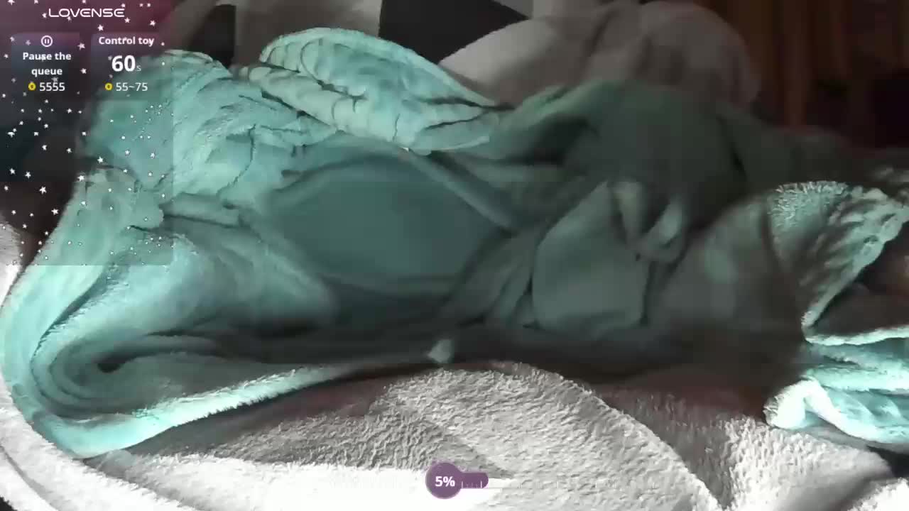 CelineReyys Cam Model Chat October 30, 2025