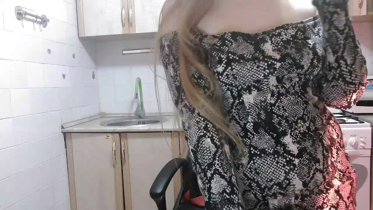 L-e-l-i-k Cam Model Chat October 30, 2025