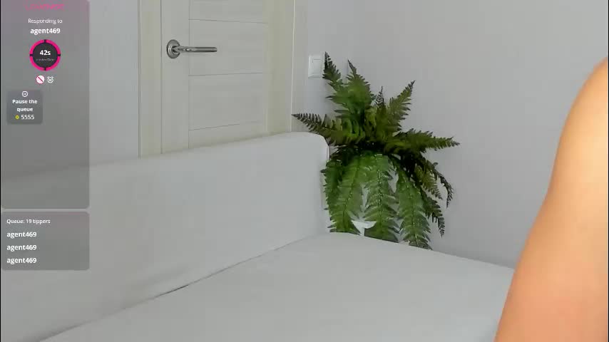 sweet__piece Cam Model Chat October 30, 2025