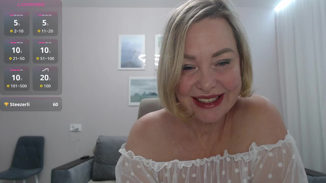 ILUBOVE Cam Model Chat October 30, 2025