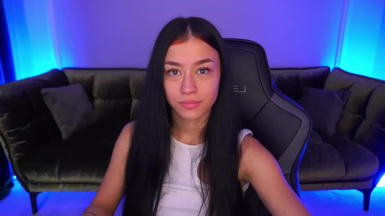 FataleNellie Cam Model Chat October 30, 2025