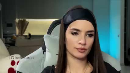 Sofi-Mi Cam Model Chat October 30, 2025