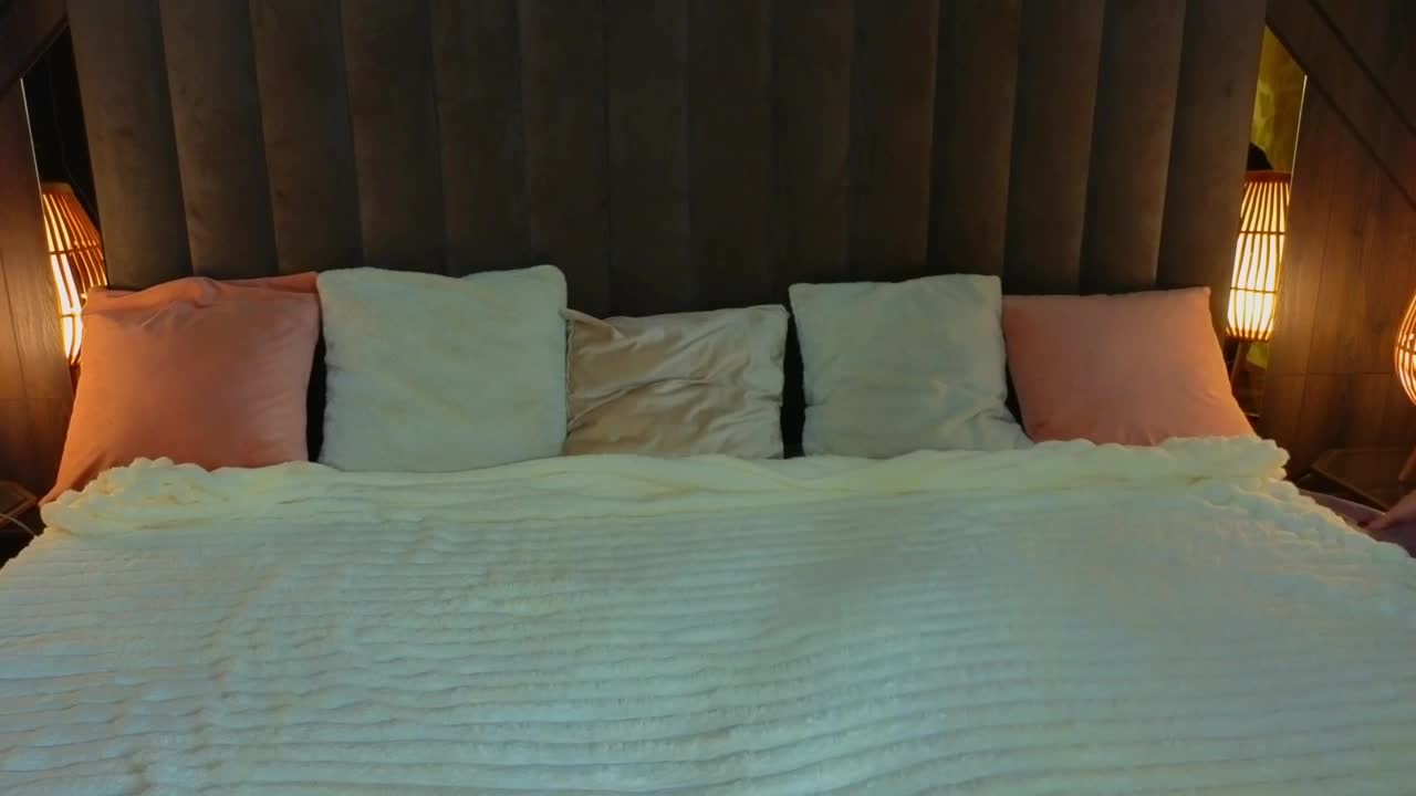 MissRossi Cam Model Chat October 30, 2025