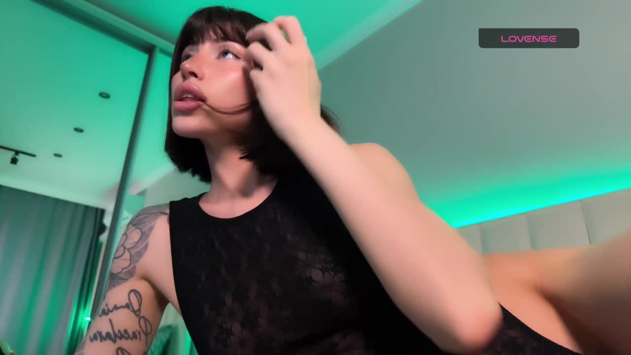 AllweNEEDisLOVE Cam Model Chat October 30, 2025