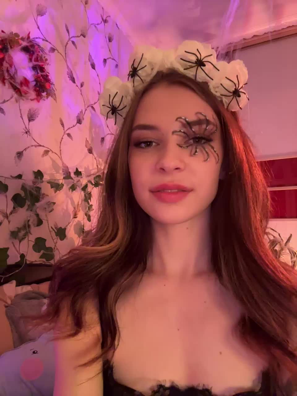 WednesdayFridayAddams Cam Model Chat October 30, 2025