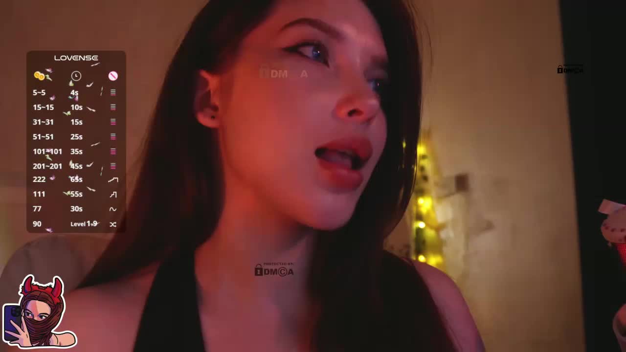 _Q_ Cam Model Chat October 30, 2025