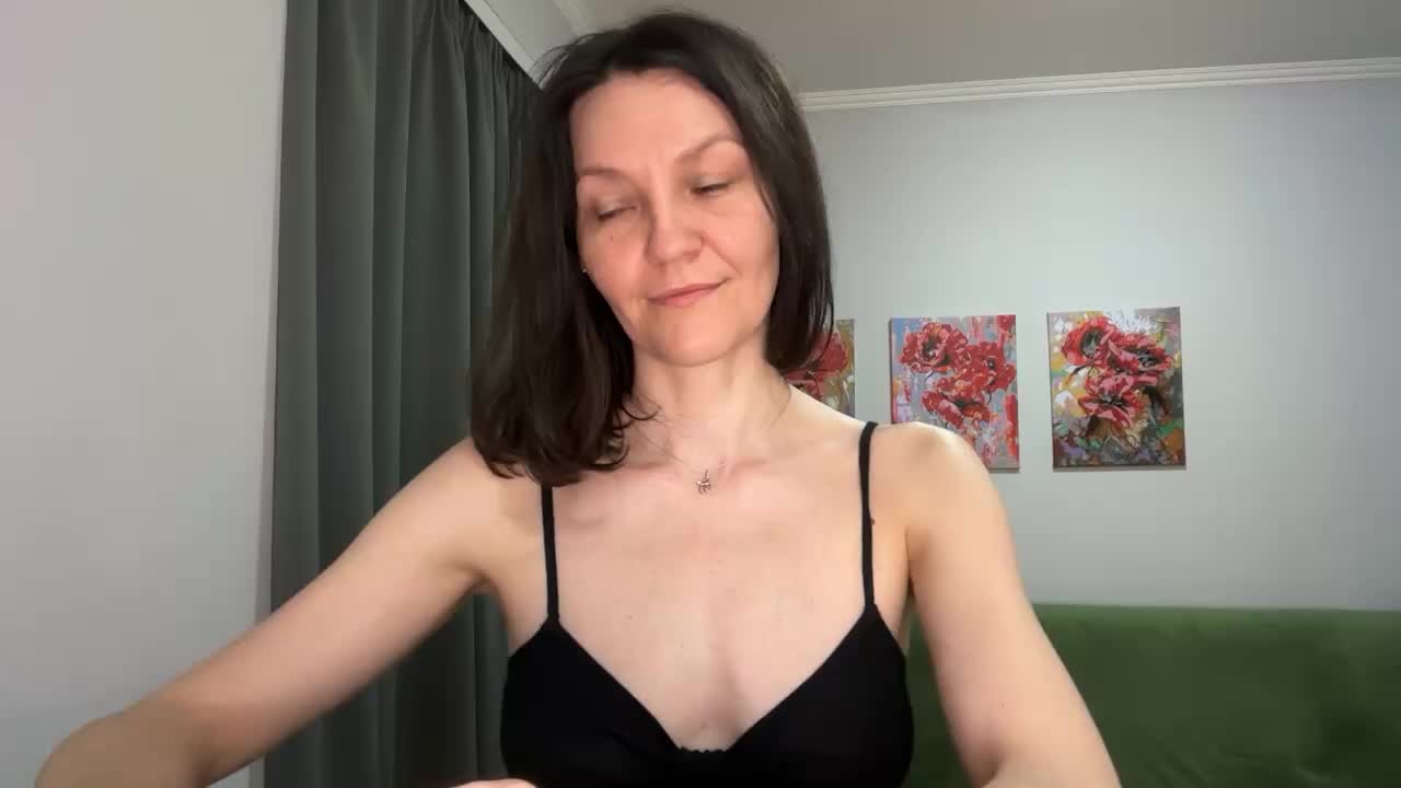 _lastochka_ Cam Model Chat October 30, 2025