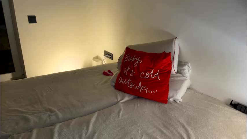 pinkloving Cam Model Chat October 30, 2025