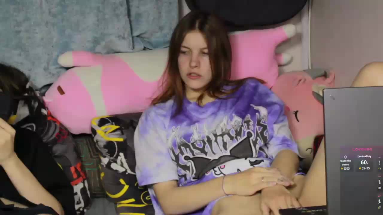 Kamala_Adele Cam Model Chat October 30, 2025