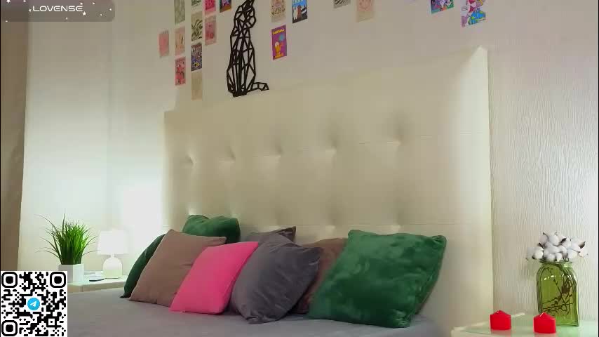 oliviabr0wn Cam Model Chat October 30, 2025