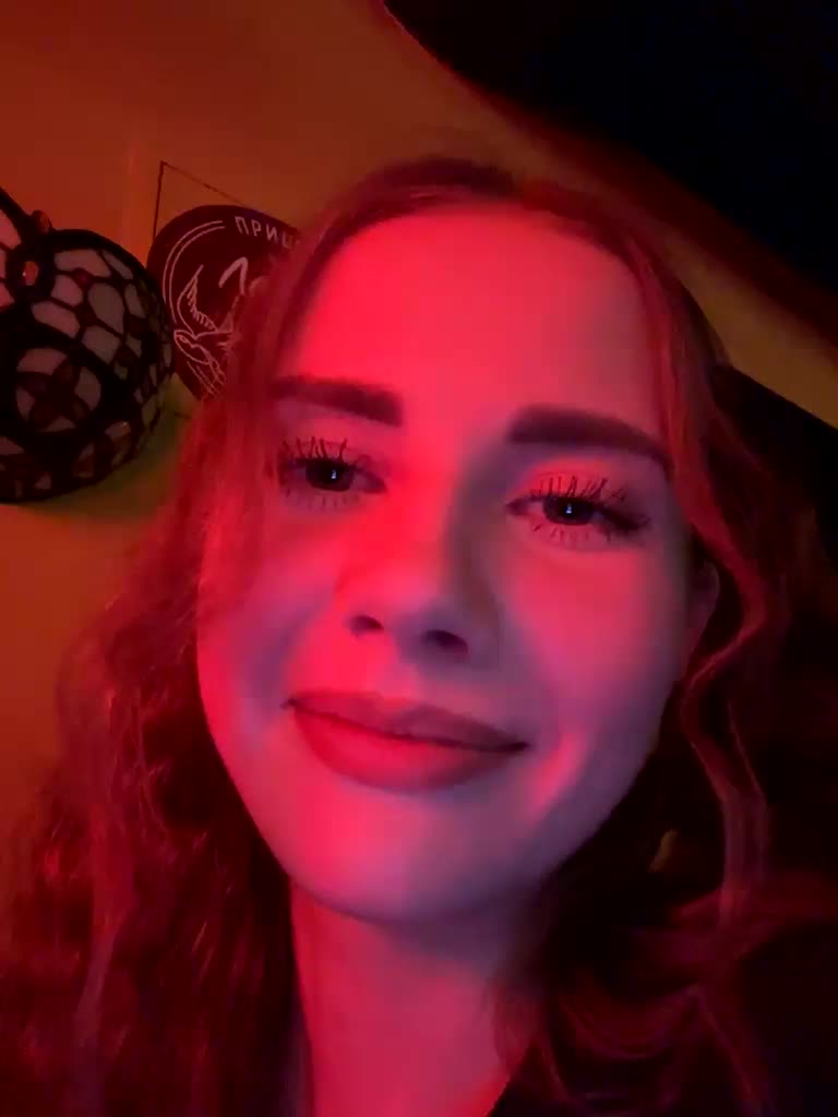 VikkiExtraCheese Cam Model Chat October 30, 2025