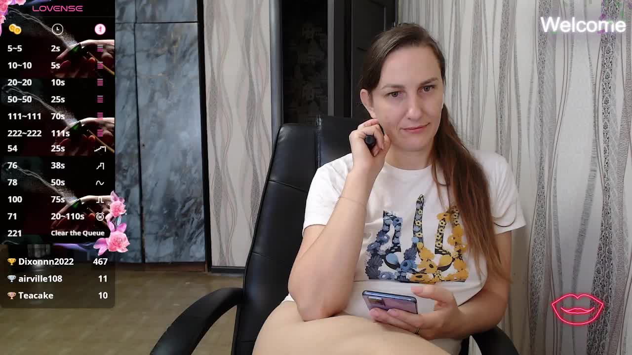 MilayaZhenya Cam Model Chat October 30, 2025