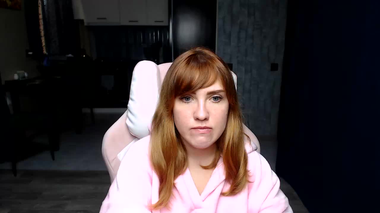 Regimasmile Cam Model Chat October 30, 2025