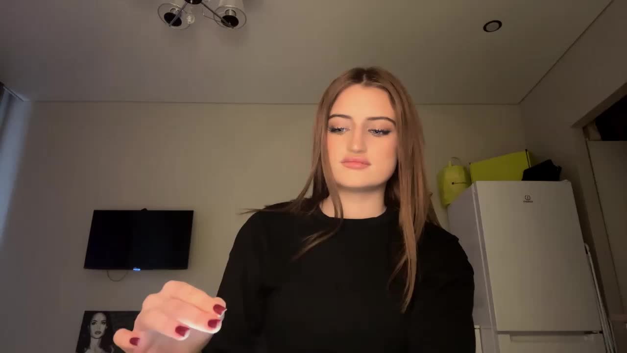 AuraLahrman Cam Model Chat October 30, 2025