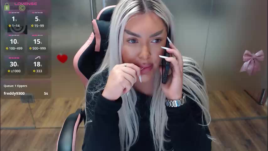 sarahstone_ Cam Model Chat October 30, 2025