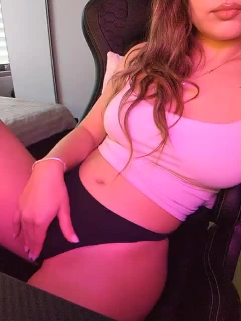 MissMiaX Cam Model Chat October 30, 2025