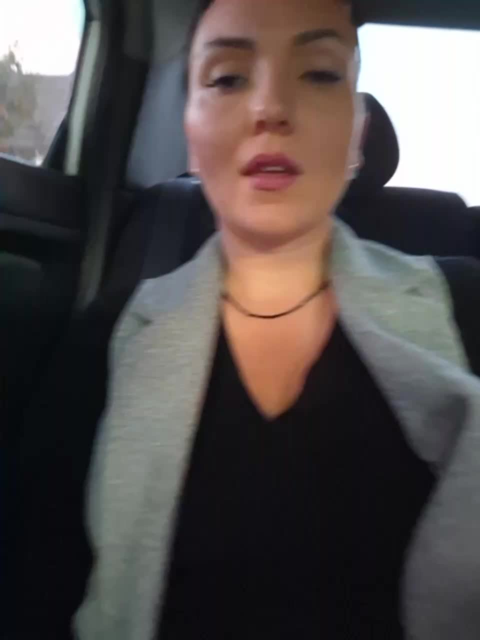 DIVORA Cam Model Chat October 30, 2025