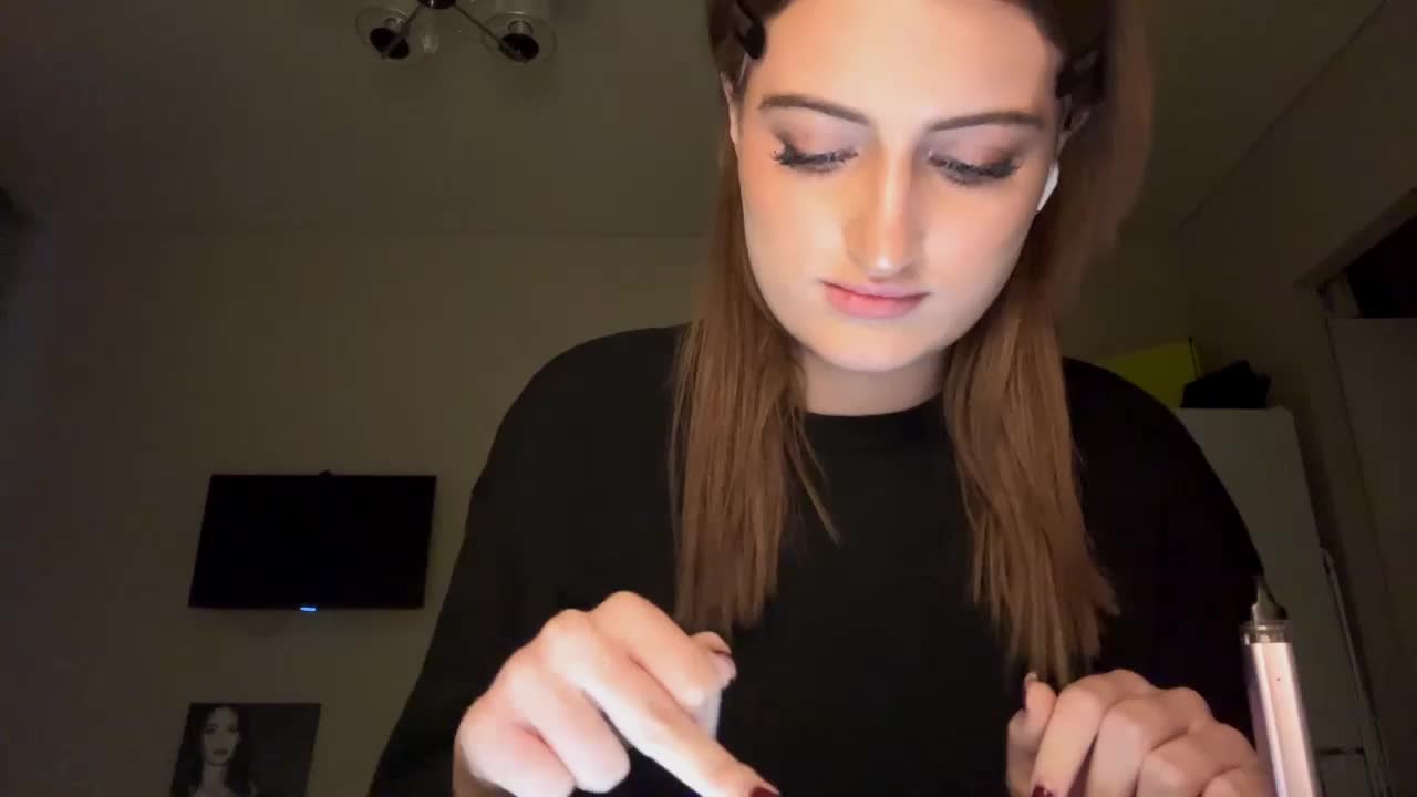 AuraLahrman Cam Model Chat October 30, 2025