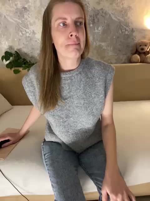 _I_123 Cam Model Chat October 30, 2025