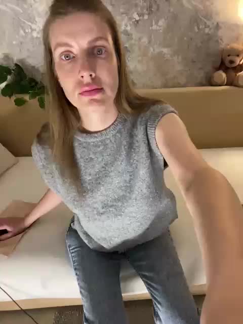 _I_123 Cam Model Chat October 30, 2025