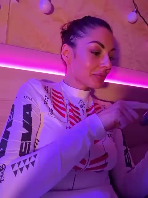 Monika-3 Cam Model Chat October 30, 2025