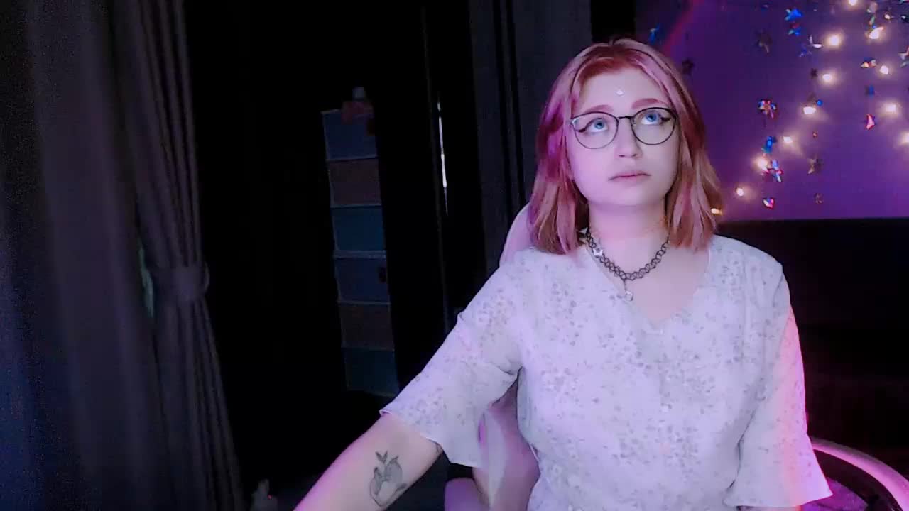 mymoonstar Cam Model Chat October 30, 2025