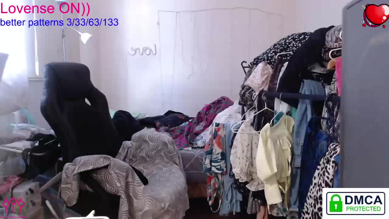 avrora-cake Cam Model Chat October 30, 2025