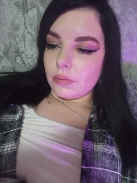 Nata17-1 Cam Model Chat October 30, 2025