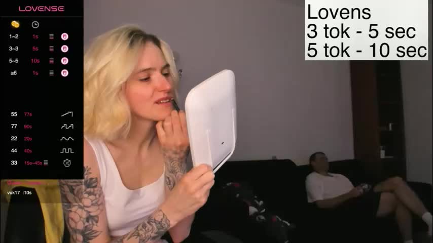 sexy_sweets Cam Model Chat October 30, 2025