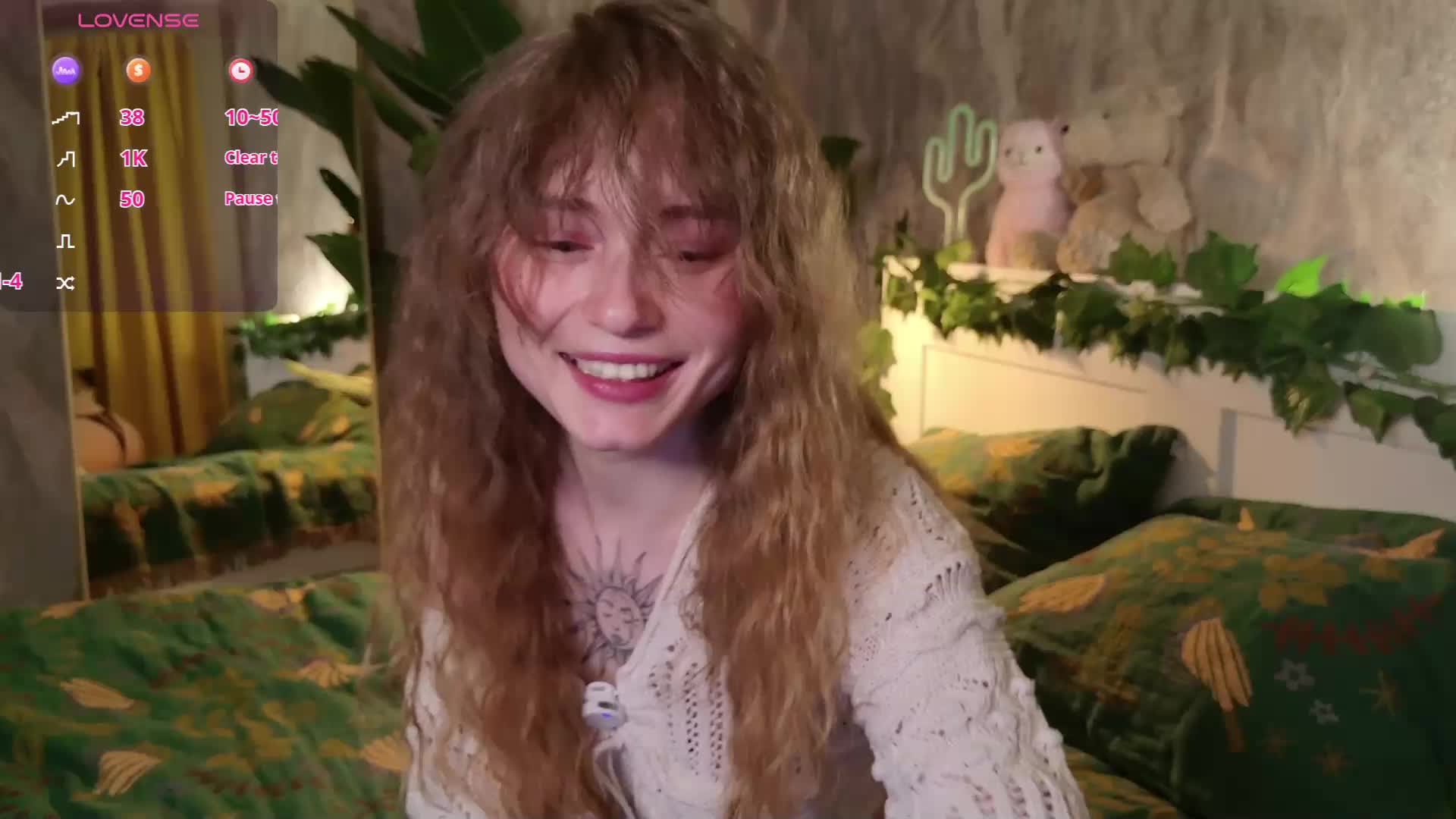 YoPixie Cam Model Chat October 30, 2025