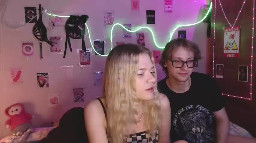 your_horny_friends Cam Model Chat October 30, 2025