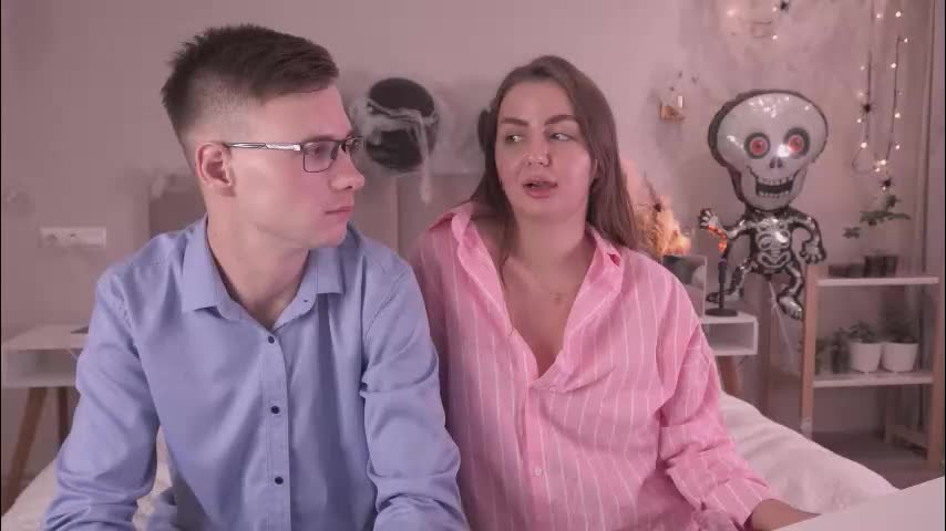 fluffy_hat Cam Model Chat October 30, 2025