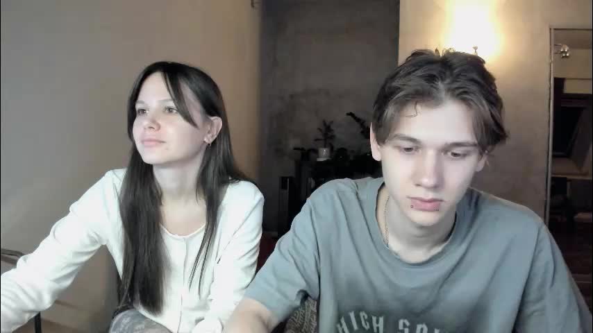 yourher0in Cam Model Chat October 30, 2025